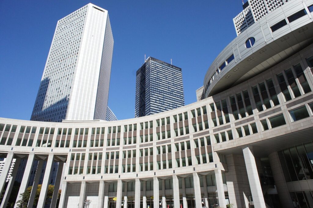 鳥取のカニ食べ放題と温泉、一人旅歓迎プランはどこで楽しめる？