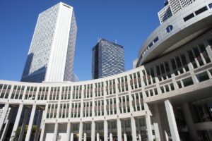 鳥取のカニ食べ放題と温泉、一人旅歓迎プランはどこで楽しめる？